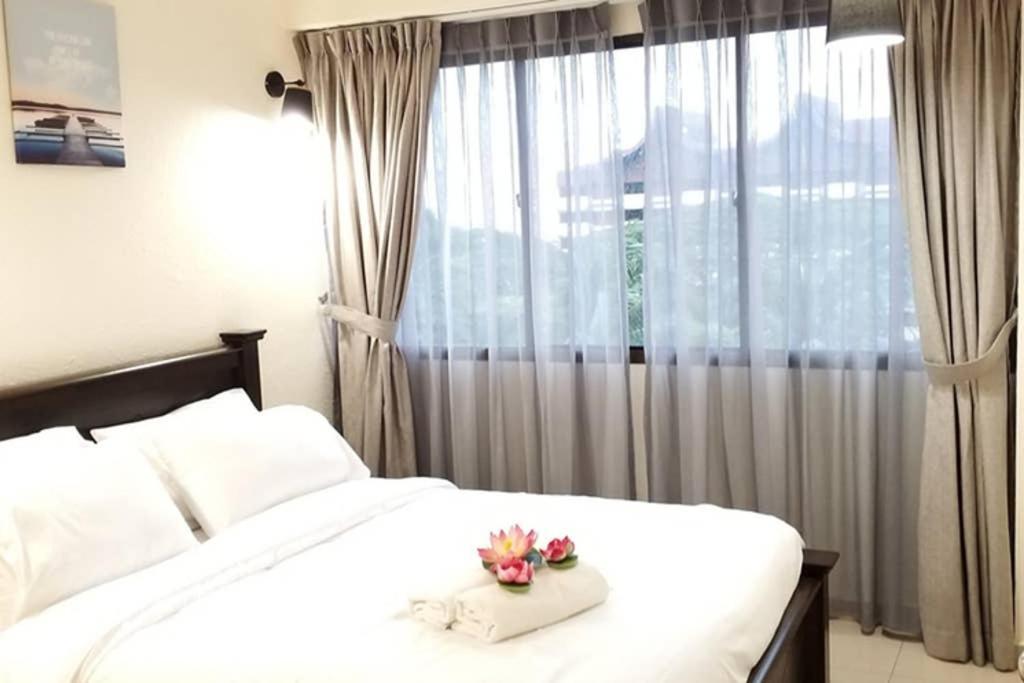 PoolView Resort Batu Ferringhi 502 - 2 Rooms Esterno foto