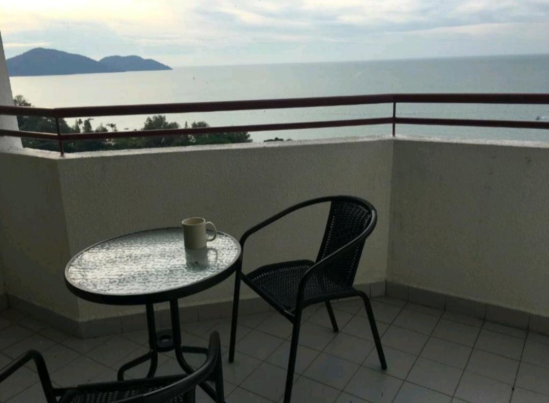 PoolView Resort Batu Ferringhi 502 - 2 Rooms Esterno foto